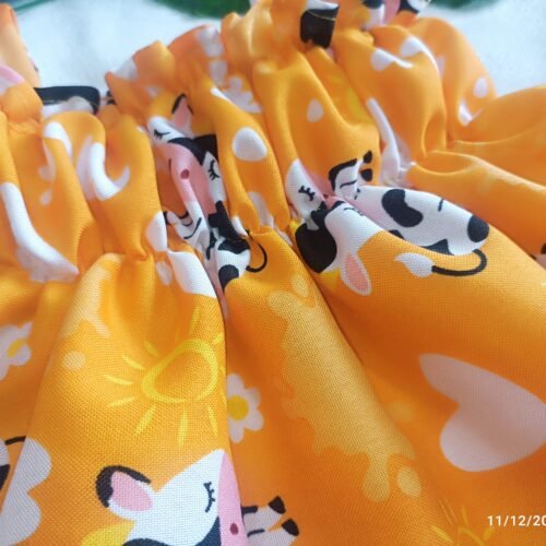 Vestido de Vaquitas que Transmite Frescura