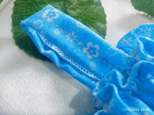 Vestido Celeste Floreado que Transmite Frescura y Mucha Dulzura