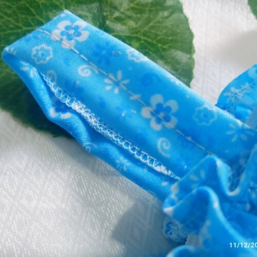 Vestido Celeste Floreado que Transmite Frescura y Mucha Dulzura