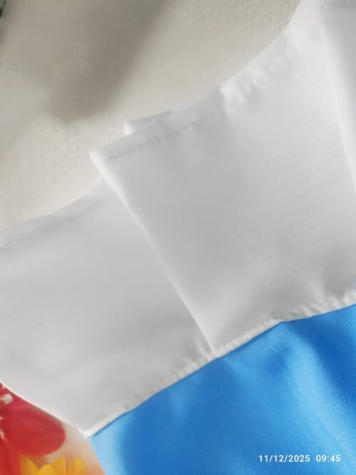 uf76tt7yu Encantador Vestido Celeste que Ilumina la Ternura de la Bebé