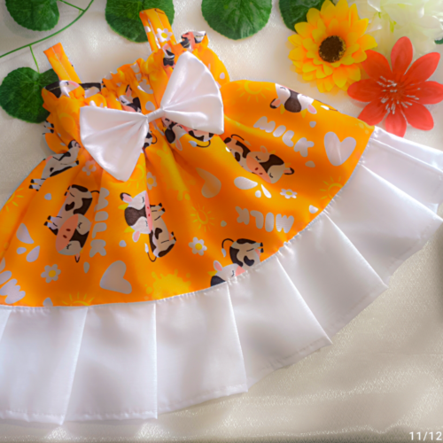 Vestido de Vaquitas que Transmite Frescura